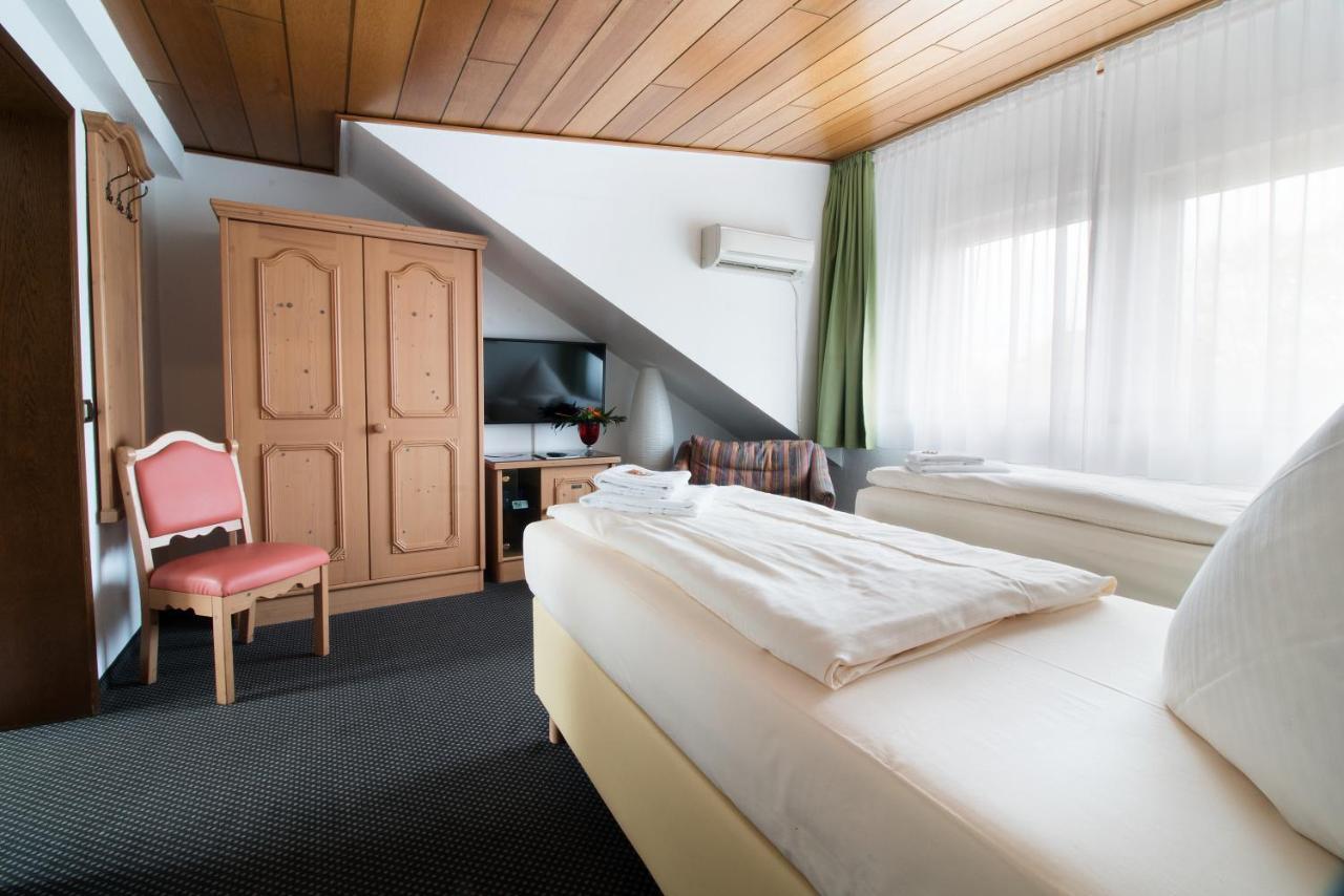 Hotel Zum Eisenhammer Oberhausen  Exterior photo